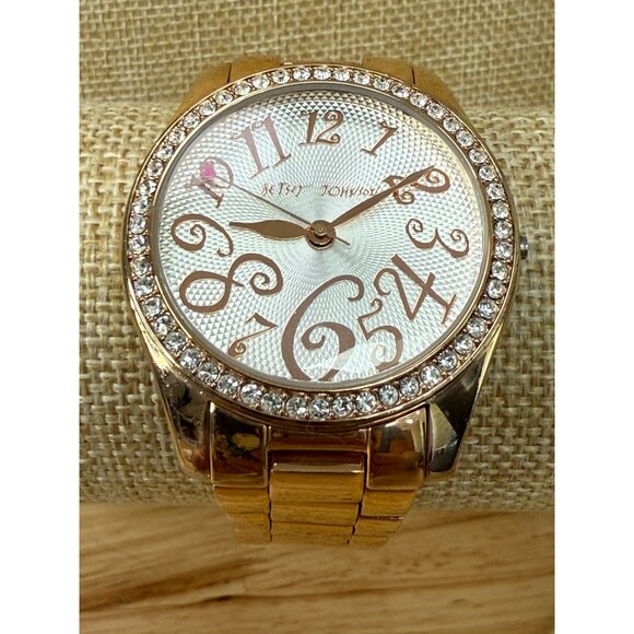 Betsey Johnson Womens Gold Watch With Crystal Bezel & Large Numbers NOT TESTED - Picture 8 of 9